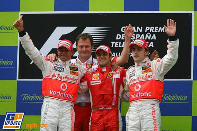 Podio de la carrera de Montmelo 2007: Hamilton, Massa y Alonso.