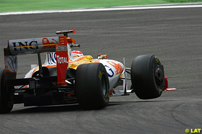 El ritmo de Alonso cuando le dejaron pista libre fue bestial. Promete para próximas carreras.