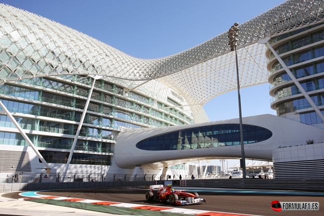 Fernando Alonso en el Circuito de Abu Dabi