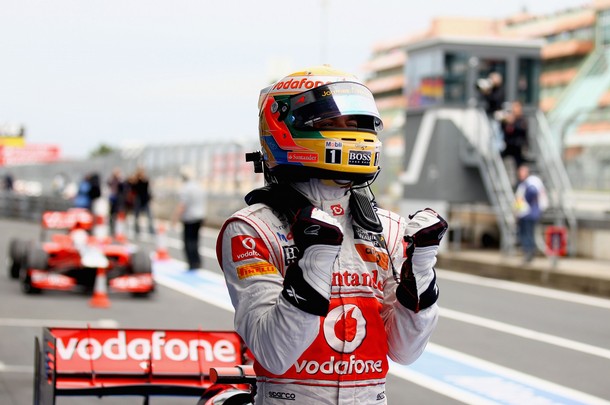 Lewis Hamilton celebra su victoria en el GP de Alemania 2011