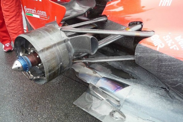 Difusor soplado por el escape del Ferrari F150