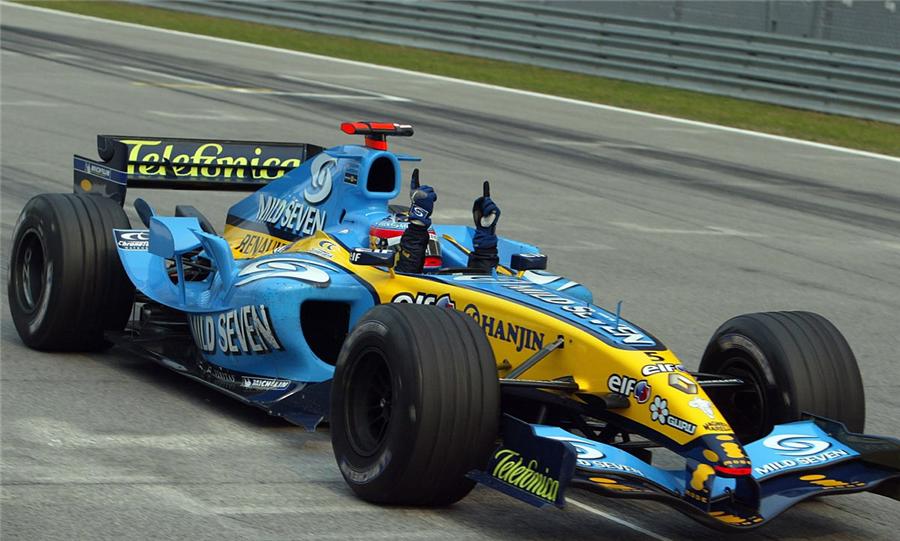 Fernando Alonso con Renault en 2005