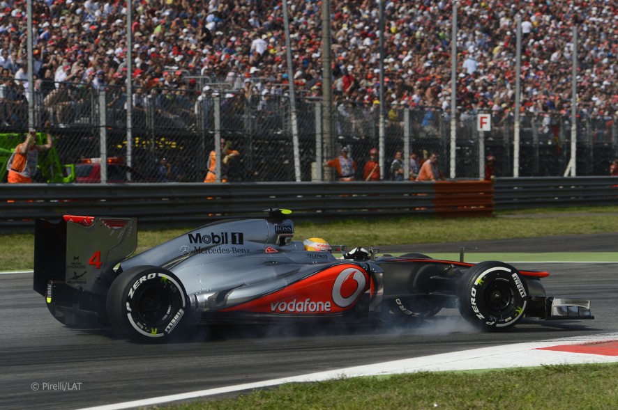 Lewis Hamilton en la calificación del GP de Italia 2012