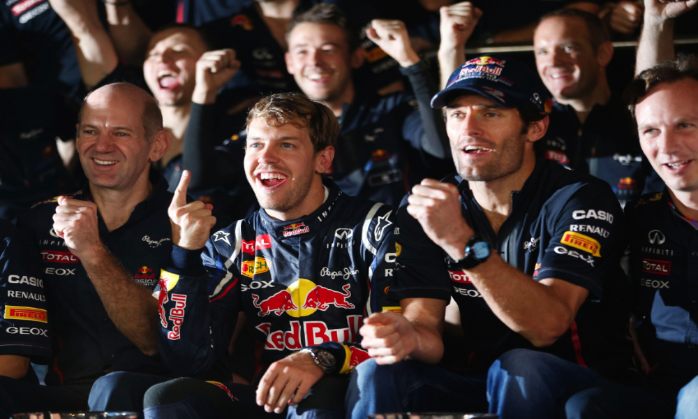 Sebastian Vettel y su equipo celebran el triunfo en el GP de la India 2012