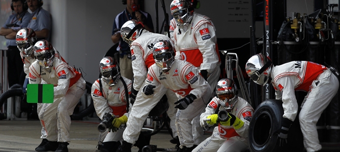 McLaren, F1 pit stop 2012
