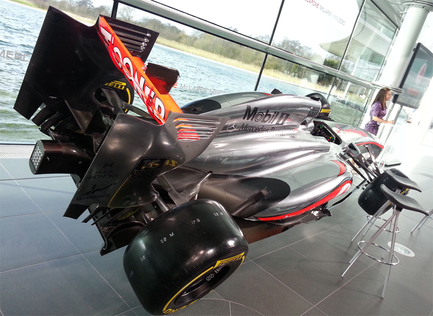 Nuevo McLaren Mp4-28 6