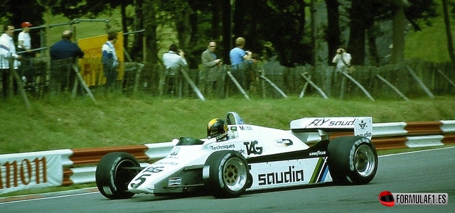 Williams FW08