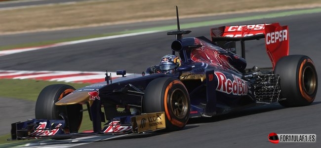 Carlos Sainz Jr, Toro Rosso, Test Silverstone 2013