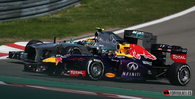 Vettel, Hamilton, F1, 2013