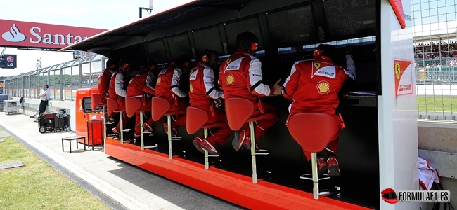 Pitwall, Ferrari