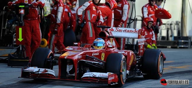 Fernando Alonso, Ferrari, Suzuka 2013, pit stop