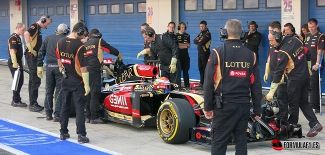 Lotus E22 at Jerez 2014, F1