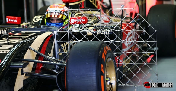 Rastrillo aéreo en el Lotus en Baréin 2014