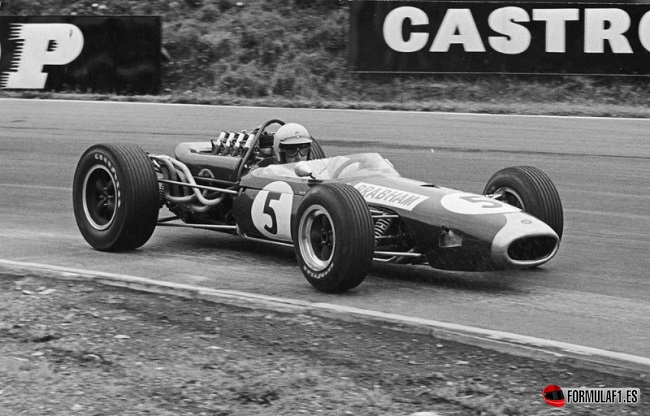 Sir Jack Brabham, Brabham BT19