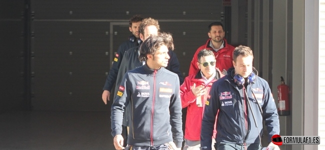 Carlos Sáinz, Toro Rosso, Test Barcelona 2015