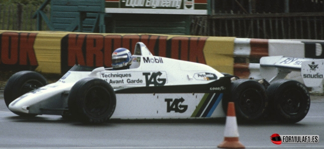 Williams FW08B test