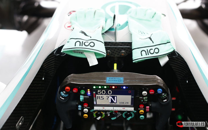 Rosberg consigue la Pole del GP de Japón 2015