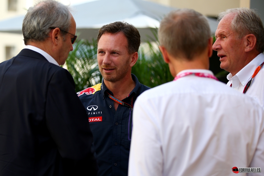 ABU DHABI, UNITED ARAB EMIRATES - NOVEMBER 28: Infiniti Red Bull Racing Team Principal Christian Horner and Infiniti Red Bull Racing Team Consultant Dr Helmut Marko speak with Jerome Stoll, Executive Vice President of Renault Group and Chairman of Renault Sport in the paddock before final practice for the Abu Dhabi Formula One Grand Prix at Yas Marina Circuit on November 28, 2015 in Abu Dhabi, United Arab Emirates. (Photo by Mark Thompson/Getty Images) // Getty Images/Red Bull Content Pool // P-20151128-00252 // Usage for editorial use only // Please go to www.redbullcontentpool.com for further information. //