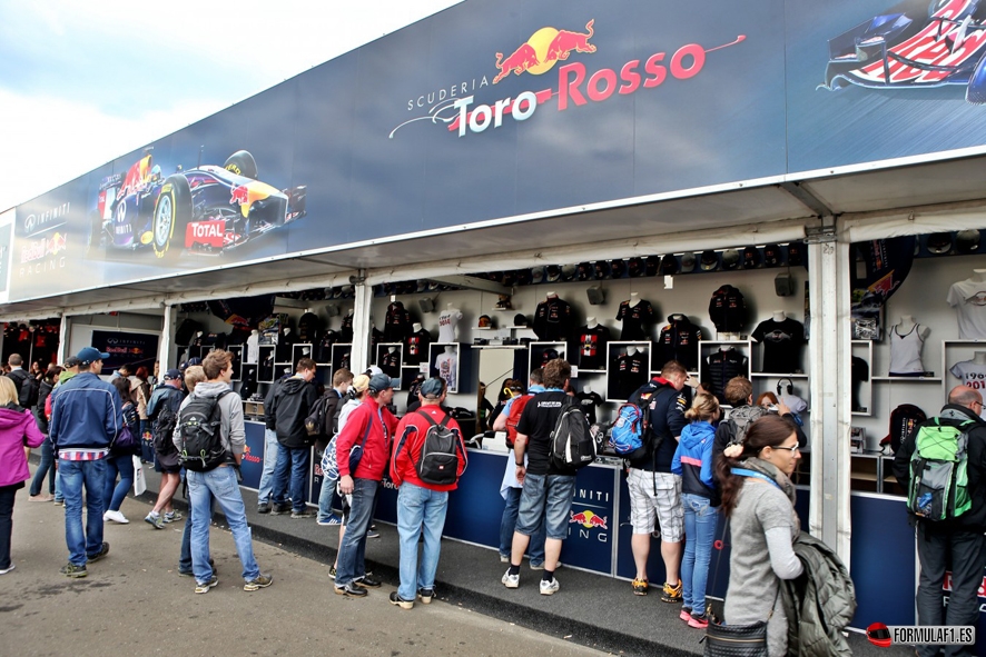 STAND RED BULL SILVERSTONE