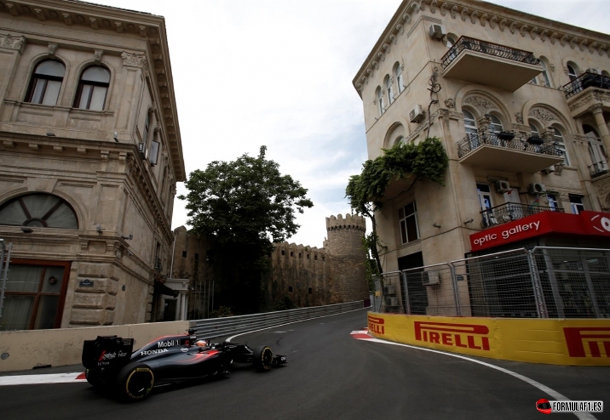 ALonso Baku FP1