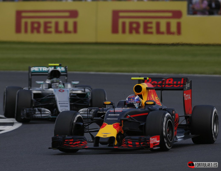 Verstappen. GP Gran Bretaña 2016