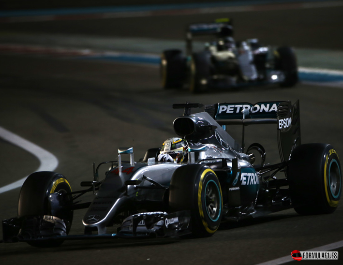 hamilton-vence-el-gp-abu-dabi-2016