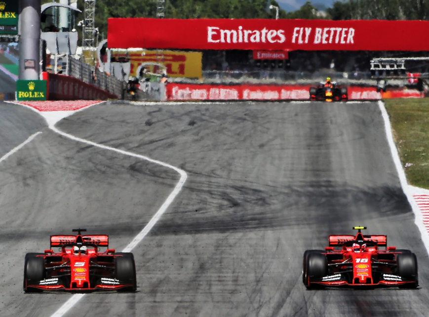 Vettel deja pasar a Leclerc. GP España 2019
