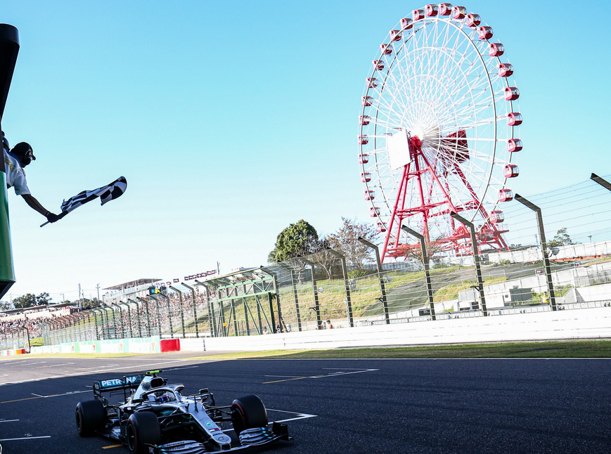 Bottas cruza la meta. GP Japón 2019